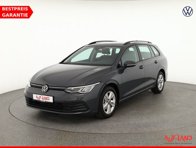 Volkswagen Golf VIII Variant 1.5 eTSI DSG Life LED Navi AHK