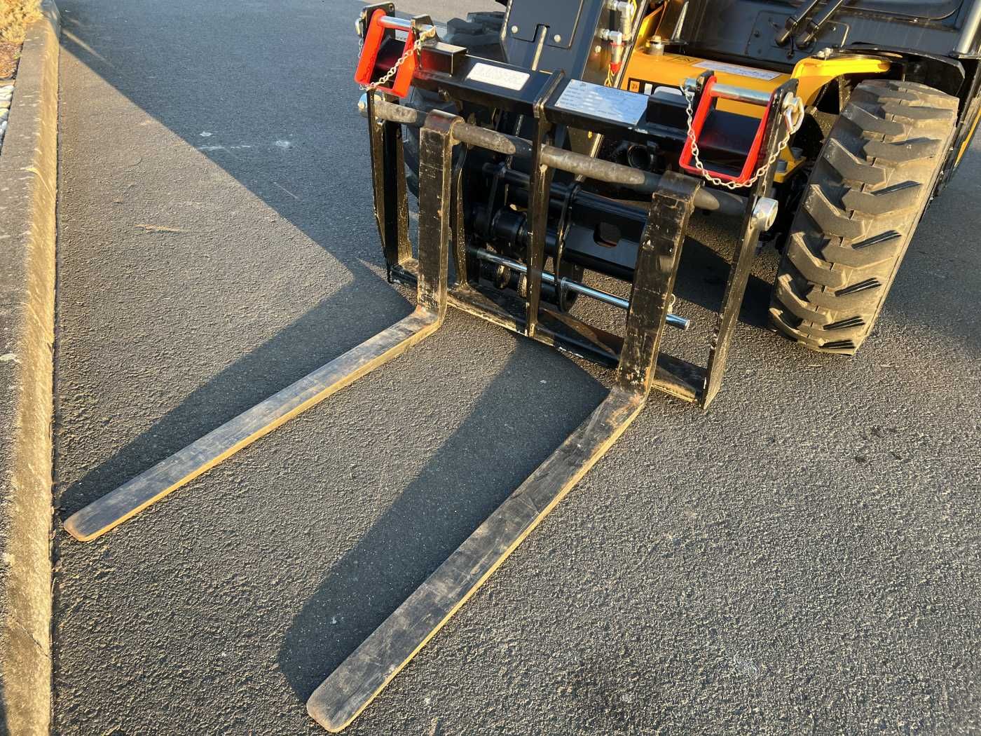 Fahrzeugabbildung JCB 514-40 / nur 108h / 2023 / Eigengewicht: 2.700kg