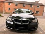 BMW 318i E91 - BMW 318: 318i E91