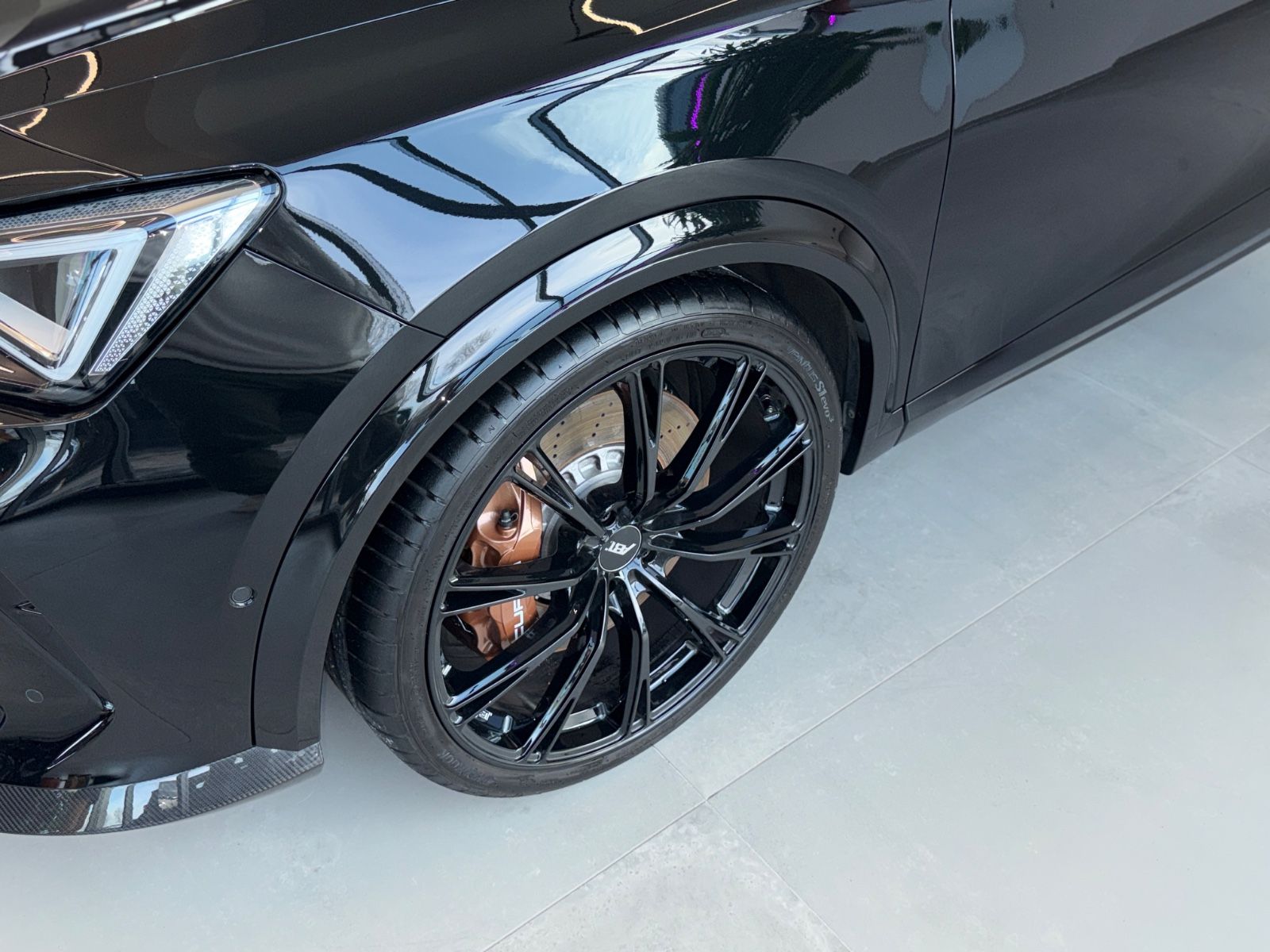 Formentor VZ5 4Drive ABT 1 of 400 Carbon 21"