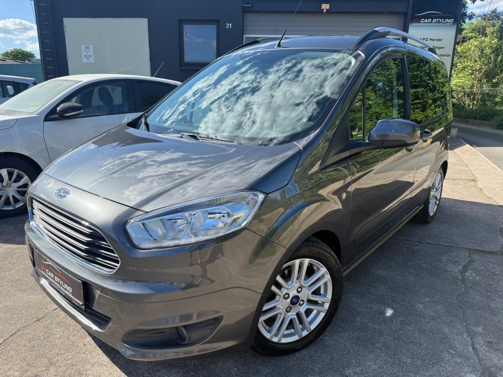 Ford Tourneo Courier 1.0 EcoBoost* Titanium* Tüv Neu*