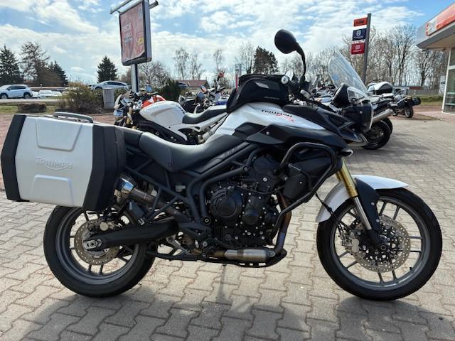 Triumph Tiger 800 Koffer LASER usw.