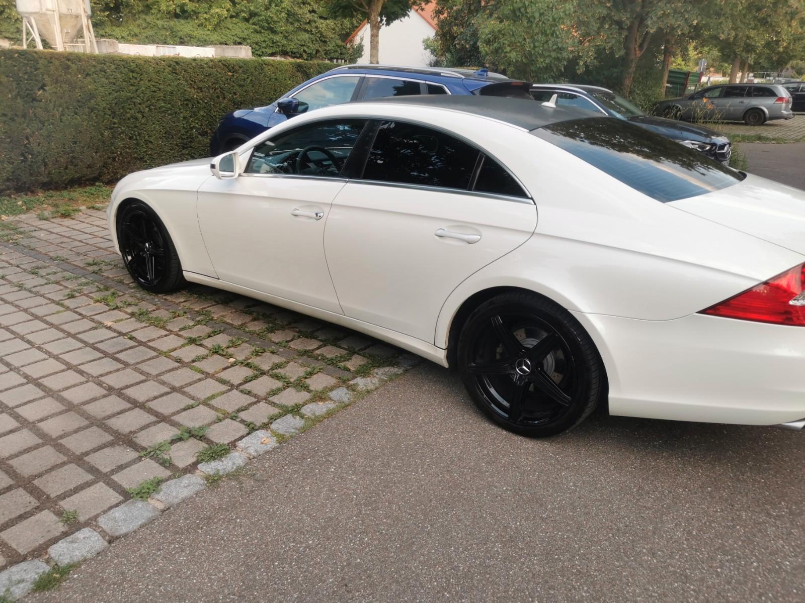 Mercedes-Benz CLS 300 -facelift top zustand 