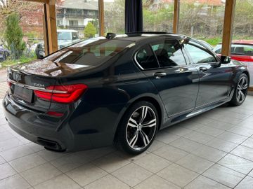 BMW 730 - 11