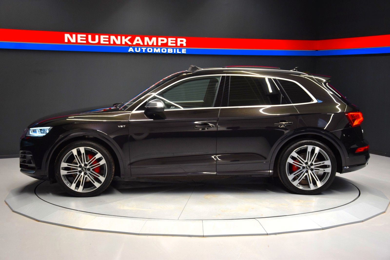 Fahrzeugabbildung Audi SQ5 3.0 TFSI quattro Pano Luft HuD ACC Virtual