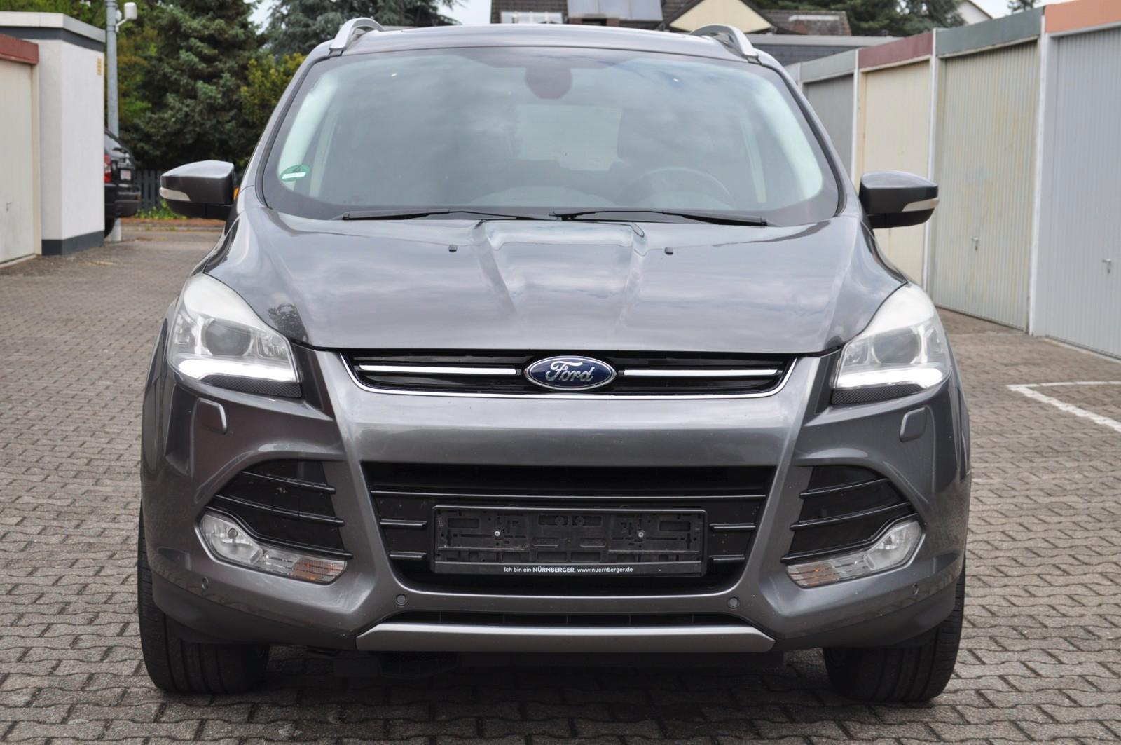 Ford Kuga 2.0 TDCi Titanium * 1. HAND - PANORAMA *