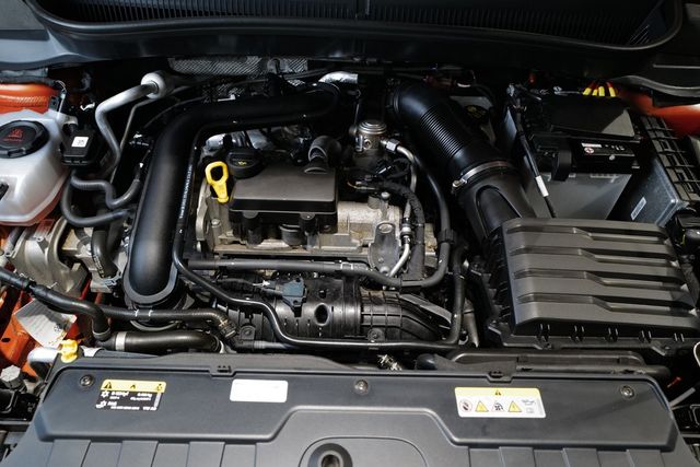 Volkswagen T-Cross 1.0TSI DSG Active Navi Led ACC
