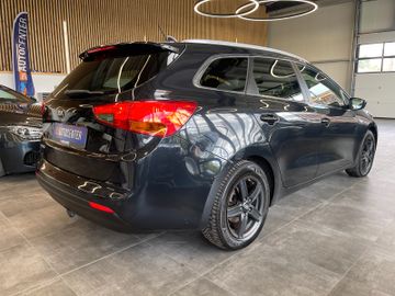 Kia Ceed Sportswagon FIFA World Cup Edition *AHK*LKH
