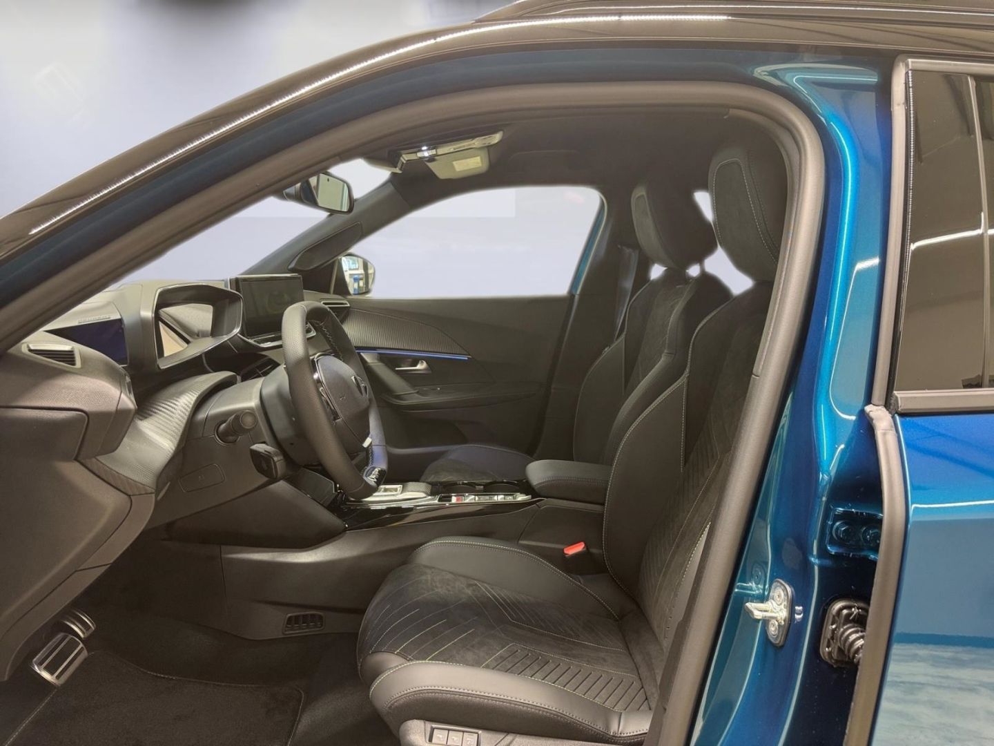 Peugeot 2008 - Bild 8