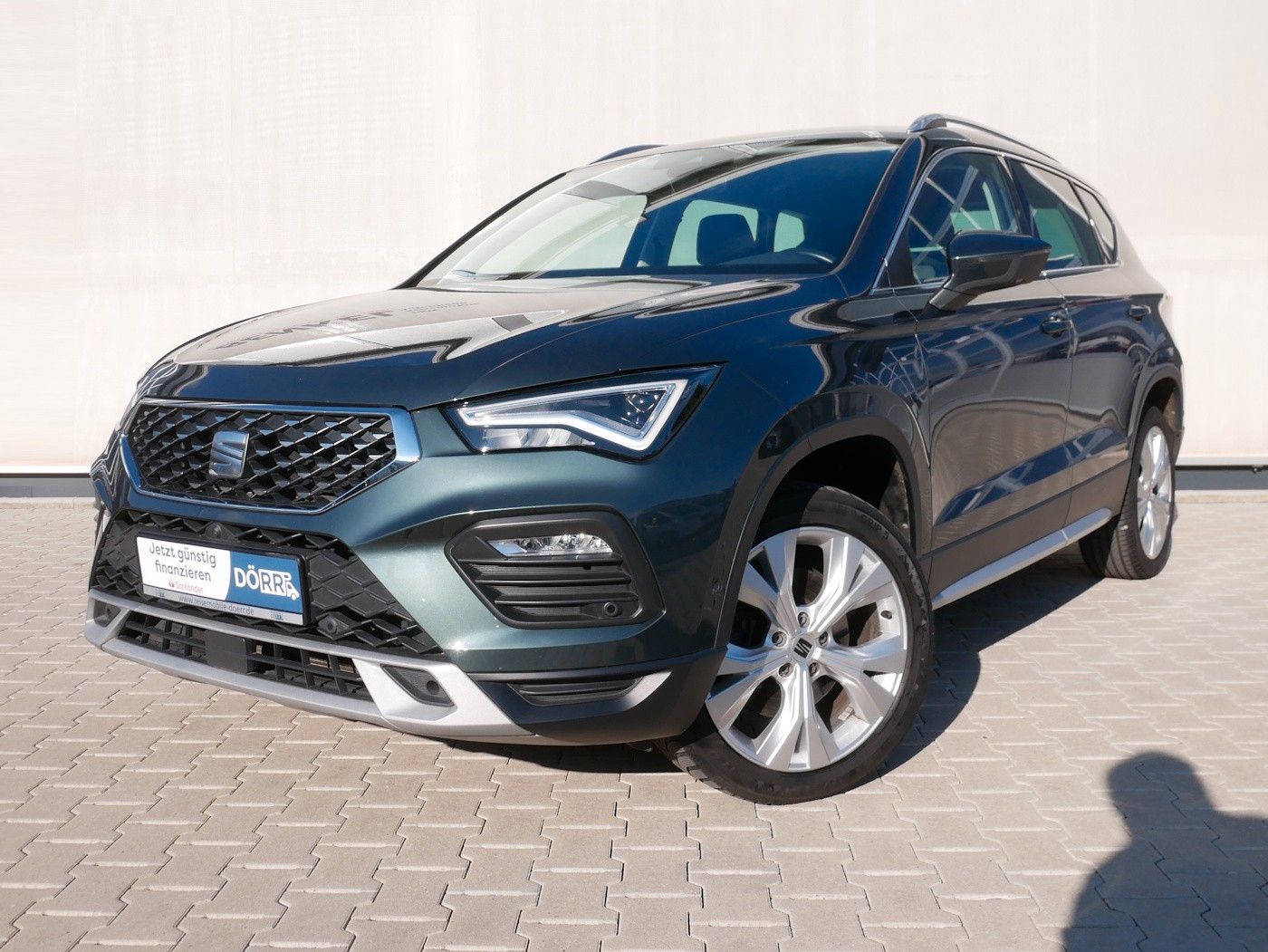 Fahrzeugabbildung SEAT Ateca 2.0 TDI Xperience AHK ACC SHZ 360°Kamera