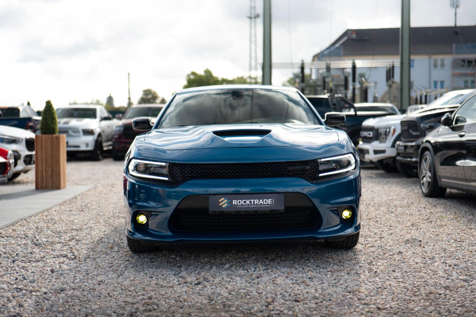 Fahrzeugabbildung Dodge Charger 5.7 V8 HEMI R/T Night-Paket Performance