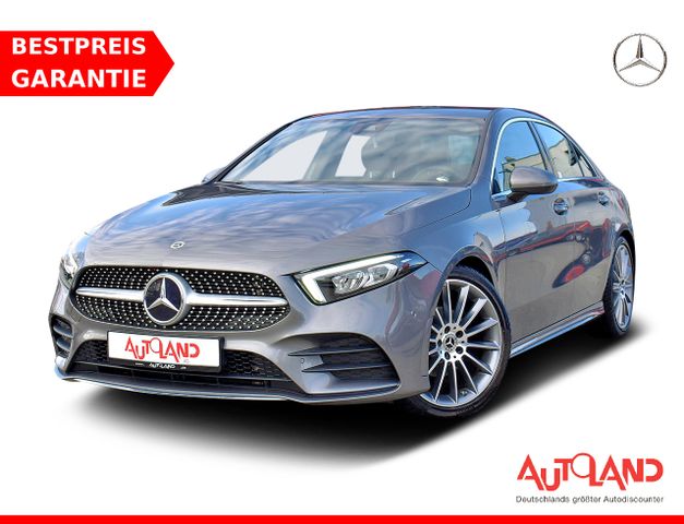 Mercedes-Benz A180 Lim. AMG Line LED Navi Alcantara DAB PDC