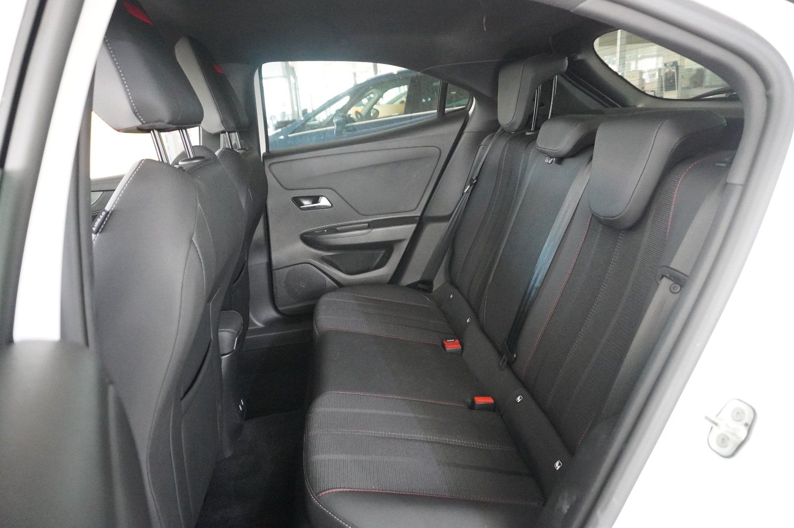 Fahrzeugabbildung Opel Mokka-e GS SPORT 1-PHASIG NAVI/LED/KAMERA/DAB+