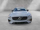Volvo V60 B4 Plus Dark KLIMA MEMORY PDC SHZ KAMERA LED - Volvo V60 mit Diesel-Antrieb: Kombi