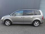 Volkswagen Touran 1.9 TDI DPF United NAVI Winterpaket 7-Sit - Volkswagen Touran mit Diesel-Antrieb: Kleinbus, 1.9