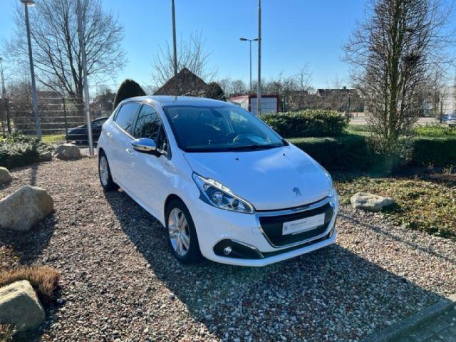 Peugeot 208 Style PureTech 82 Lim5