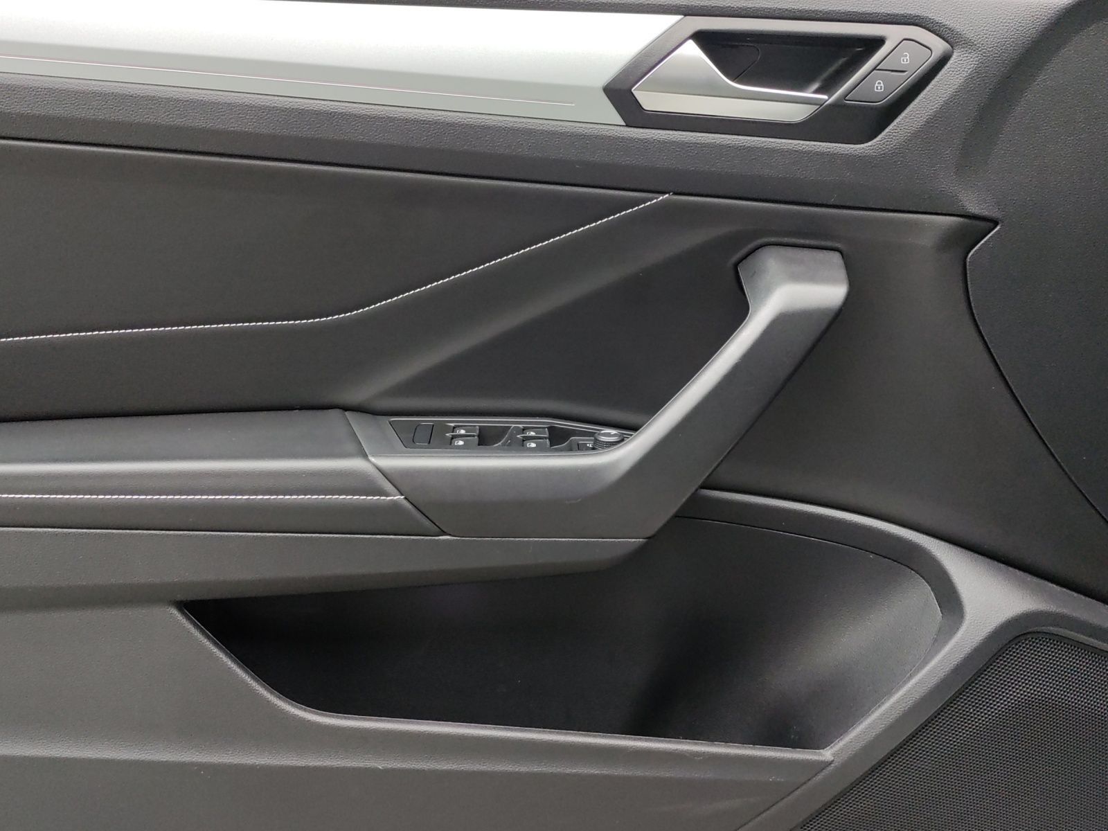 Volkswagen T-Roc - Bild 10