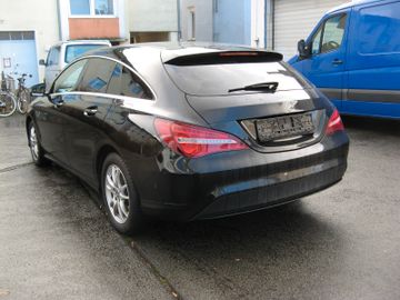 Mercedes CLA 200 - 3