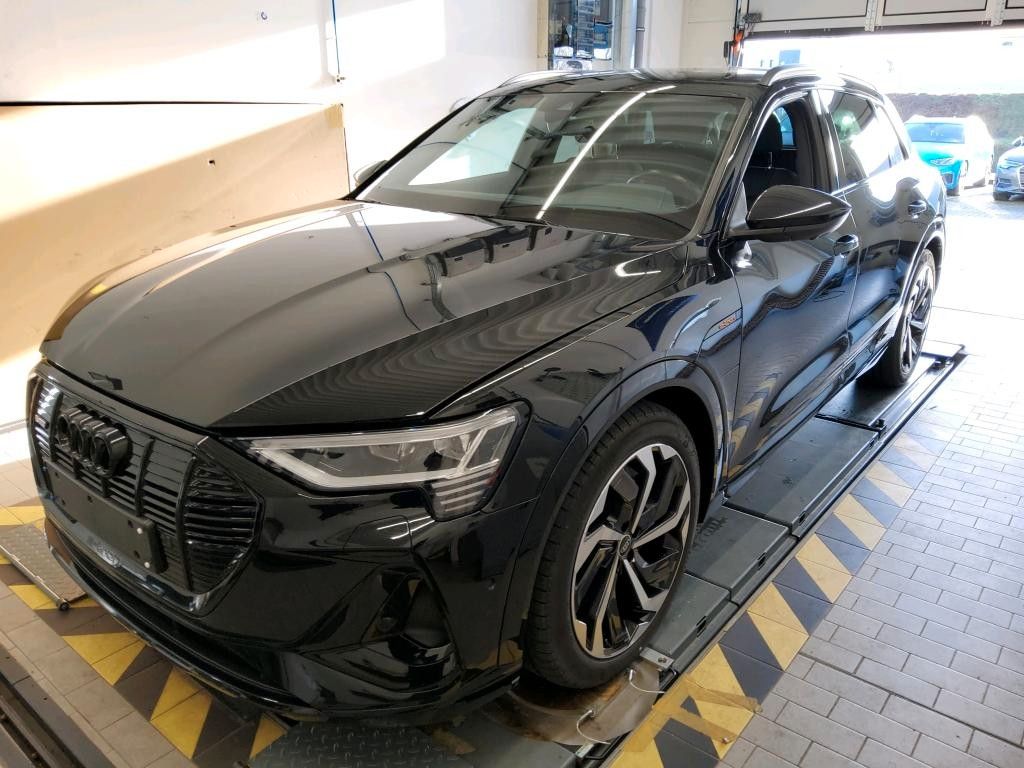 AUDI E-tron 55 Quattro S-Line*AHK*BLACK*B&amp;O*MATRIXLED