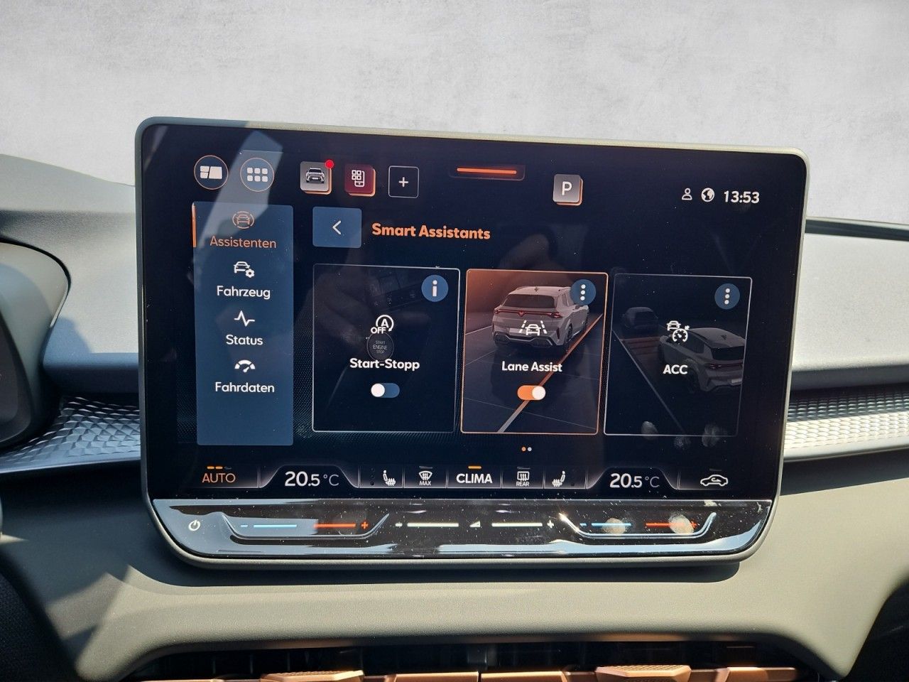 Fahrzeugabbildung CUPRA Terramar 1.5 eTSI Edge-Paket - Winterpaket