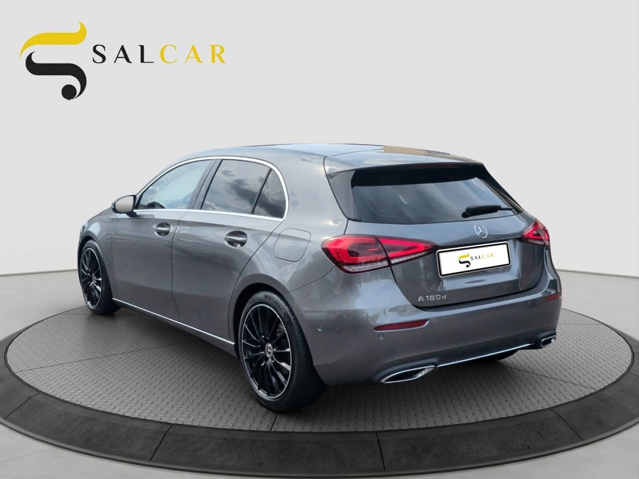Mercedes-Benz Mercedes-benz A 180d Automatic Sport 2019 imagem 3