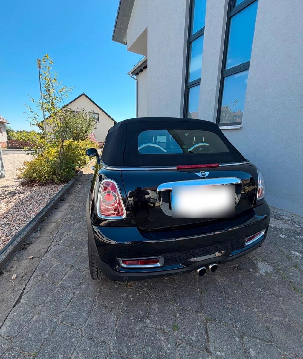MINI Cooper S Cabrio Navi Leder Keyless Harman Kardon