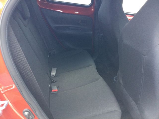 Aygo X 1.0 Teamplayer