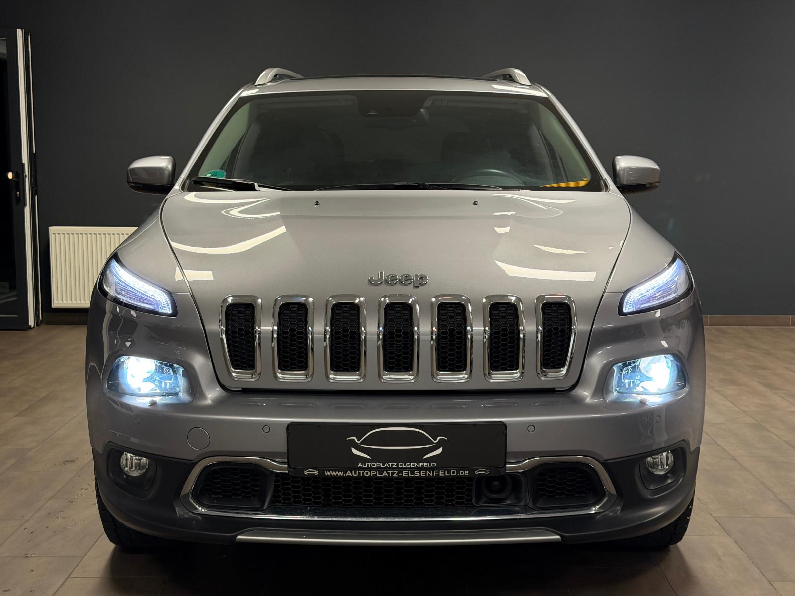 JEEP CHEROKEE 2.0 M-JET 170ch LIMITED 4WD BVA Toit pano Sièges chauffants cuir Historique présent