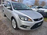 Ford Focus 1,6 Klima Allwetter Tüv+Insp. neu - Ford Focus aus 2009: 1.6