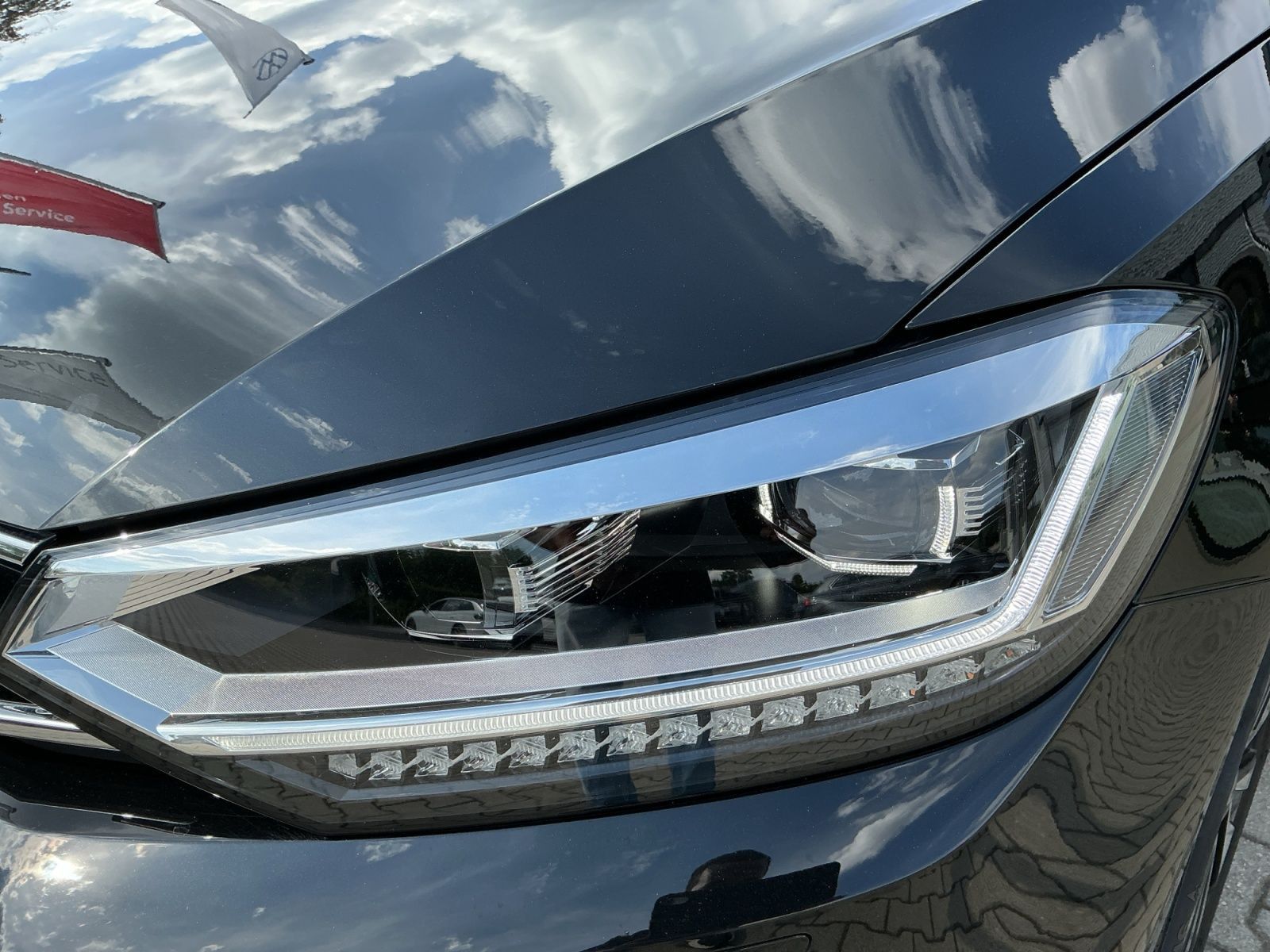 Volkswagen Touran - Bild 17