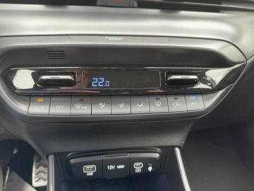 Hyundai BAYON 1.0 T-GDI Trend (100 PS) Navigation
