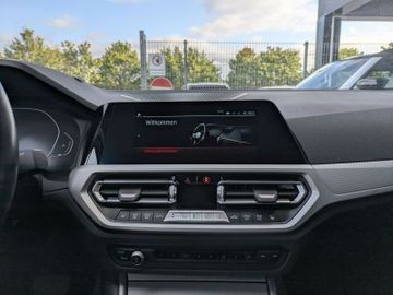 BMW 318 - 9