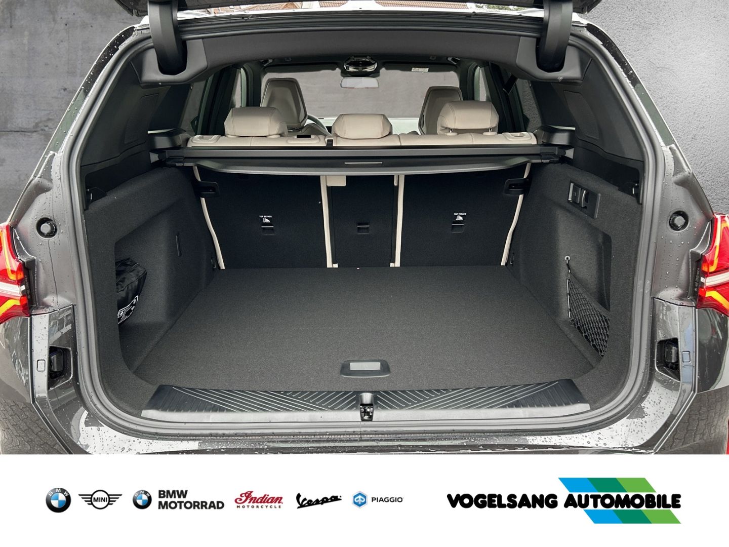Fahrzeugabbildung BMW X3 xDrive20d M Sport Park-Assistent Sportpaket A