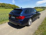 BMW M550d xDrive Touring G31 | 400 PS | AHK |  - blaue BMW M550