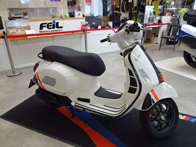 Vespa GTS Super Sport 300 E5 weiß - Neufahrzeug