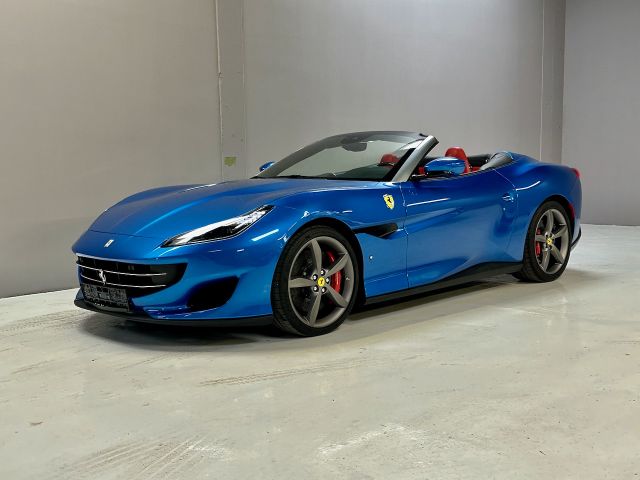 Ferrari Portofino 3.9 T V8 DCT *Carbon *LED *PassengDisp