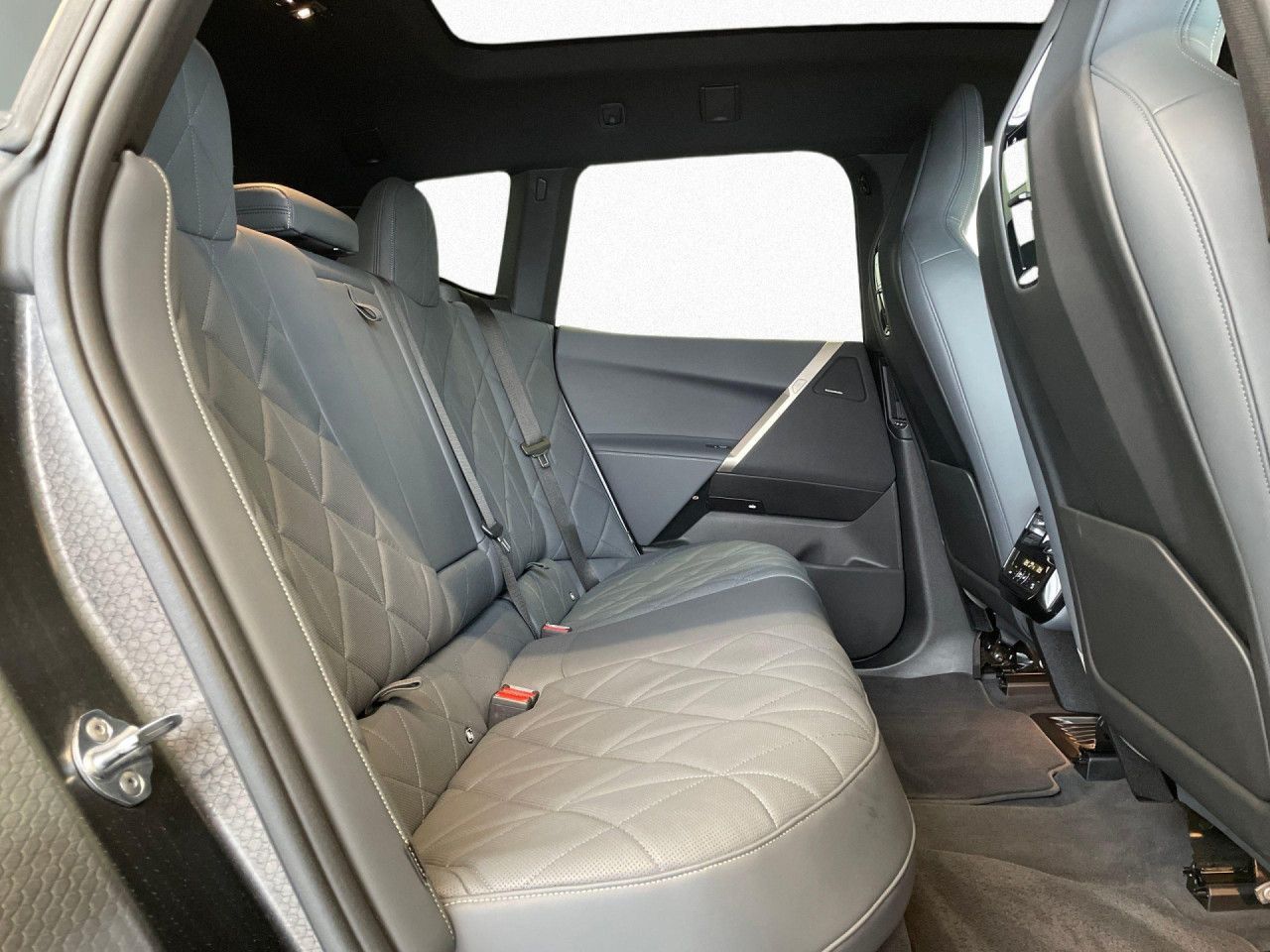 BMW iX - Bild 14