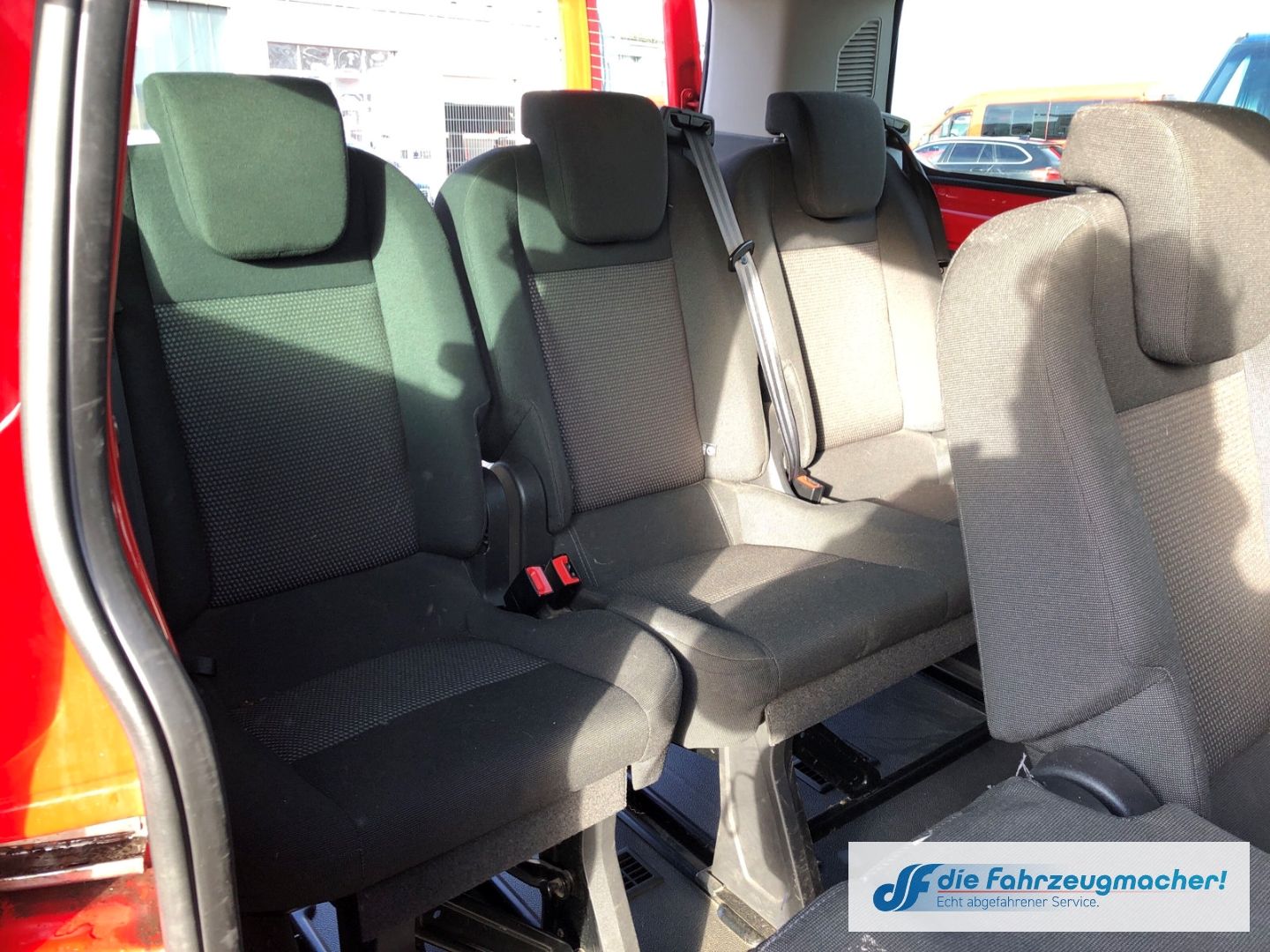 Fahrzeugabbildung Ford Transit Custom Kombi 300 L1 2.2 TDCi*1169