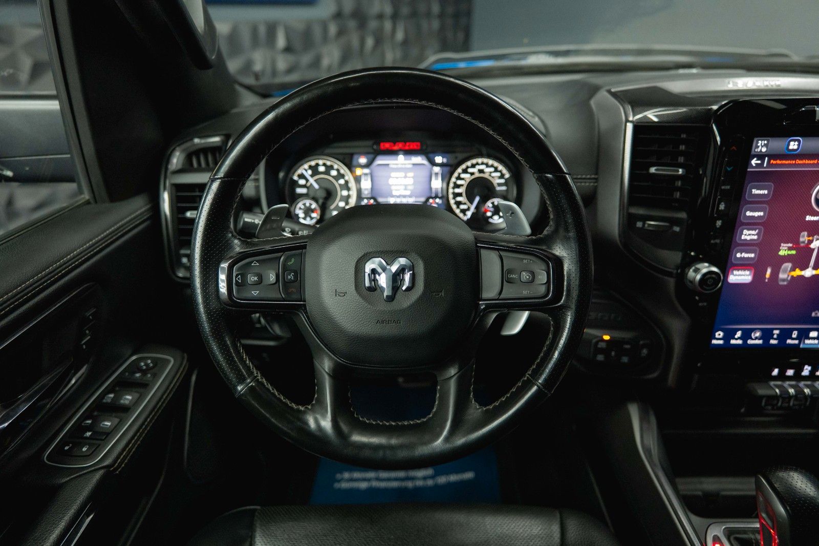 Fahrzeugabbildung Dodge RAM 5.7 V8 HEMI 4x4 NIGHT GT SPORT Night-Paket