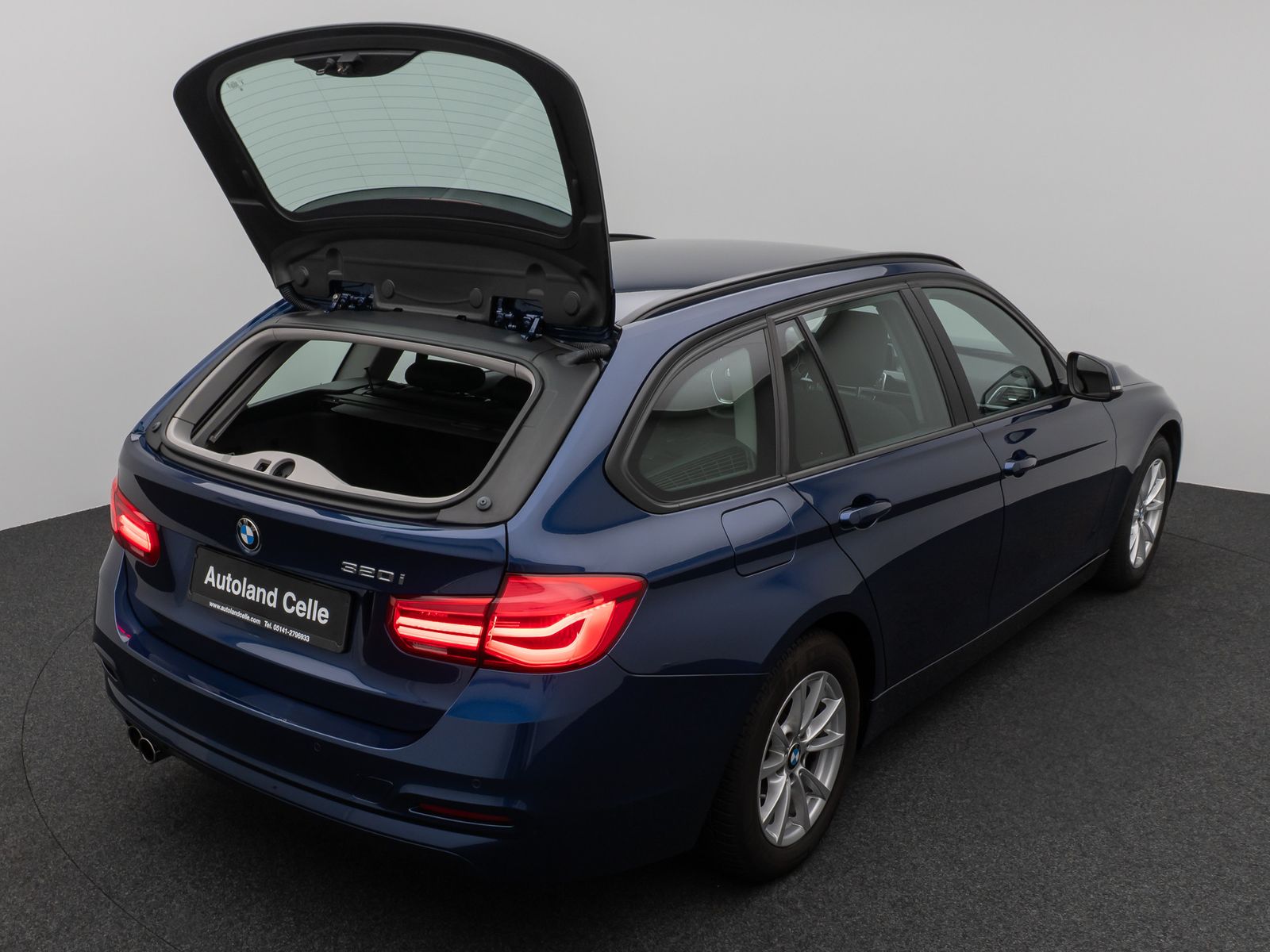 Fahrzeugabbildung BMW 320i Advantage HiFi Navi Lordos PDC LED Alarm