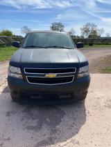 Chevrolet Tahoe Hybrid und LPG Anlage - schwarze Chevrolet Tahoe