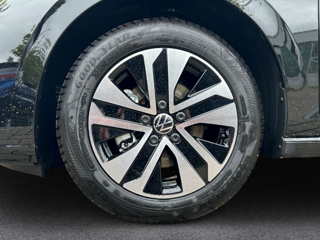 Volkswagen Golf - Bild 11