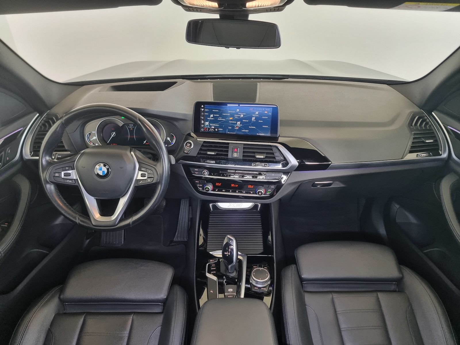 BMW X3 2.0 dA sDrive18 xLine LED AHK HeadUp Hifi foto 8