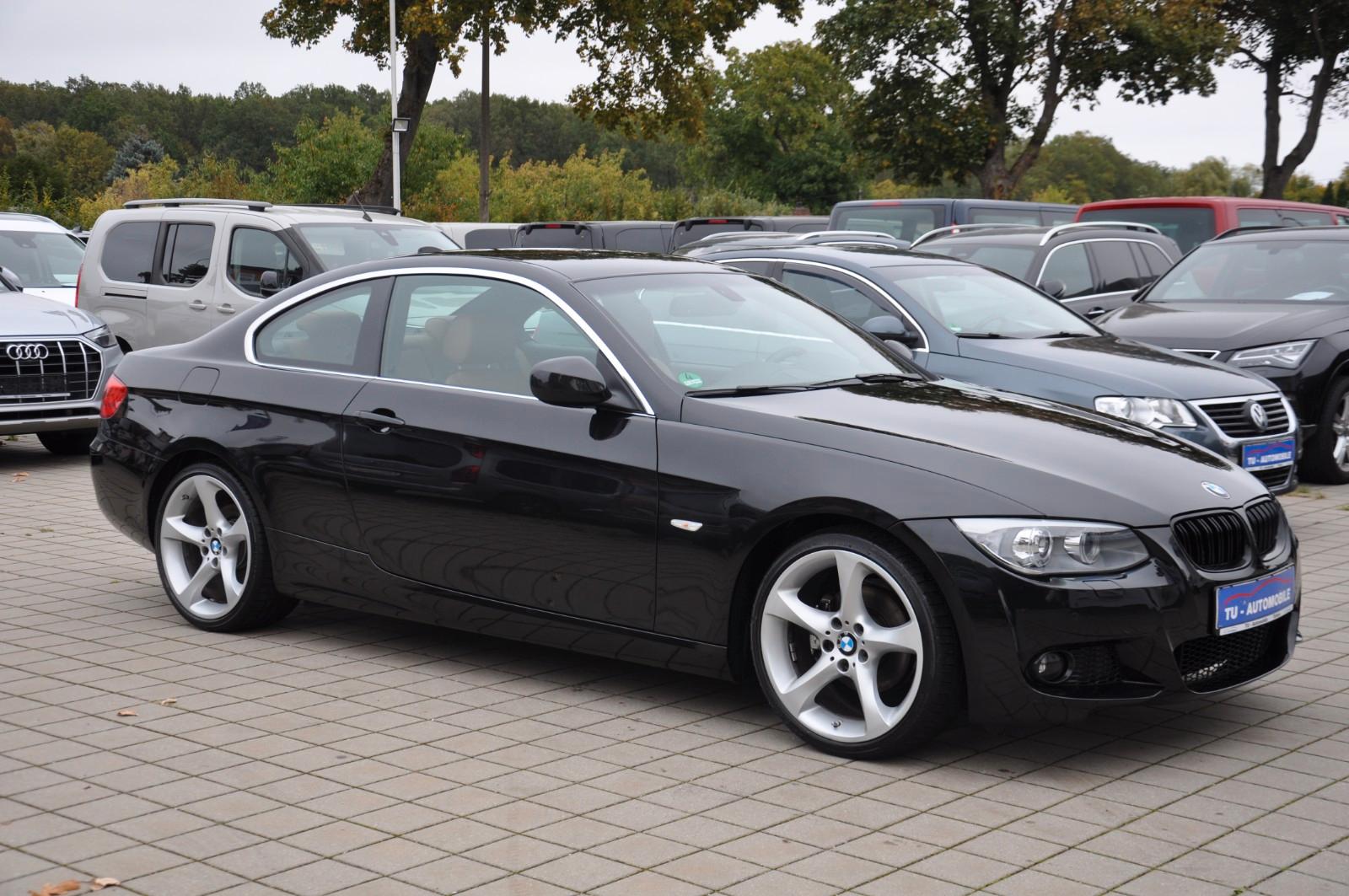 BMW 320i Coupe Limited Sport Edition Aut. LEDER-NAVI
