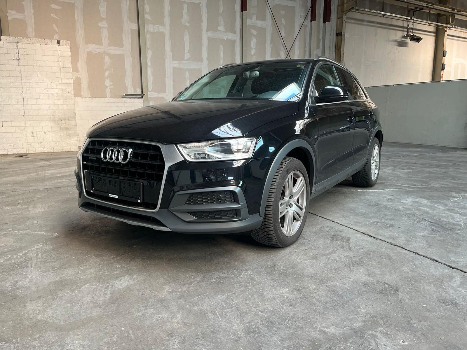 Audi Q3 design quattro Panorama Dach Nappa Leder