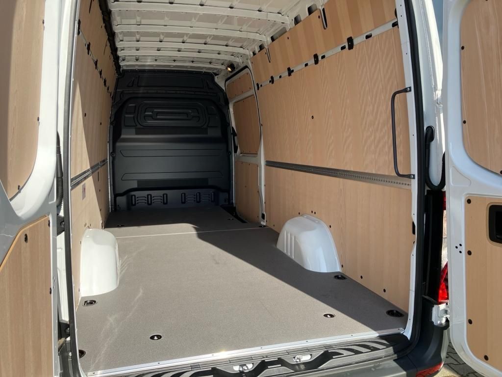 Fahrzeugabbildung Mercedes-Benz Sprinter 317 CDI L3H2 AUT NAVI AHK STH LED KAM