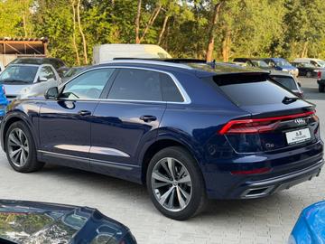 2018 AUDI Q8 照片 10