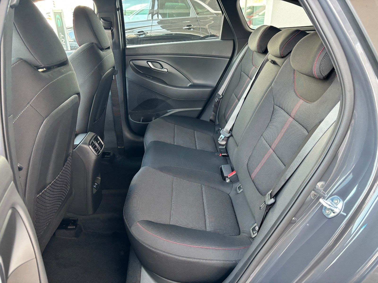 Fahrzeugabbildung Hyundai i30 cw 1.6 T-GDI N Line Kamera,LED,Navi,SHZ,PDC