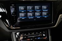 Volkswagen Touran 1.5TSI DSG Highline AHK Pano Rkam Keyless