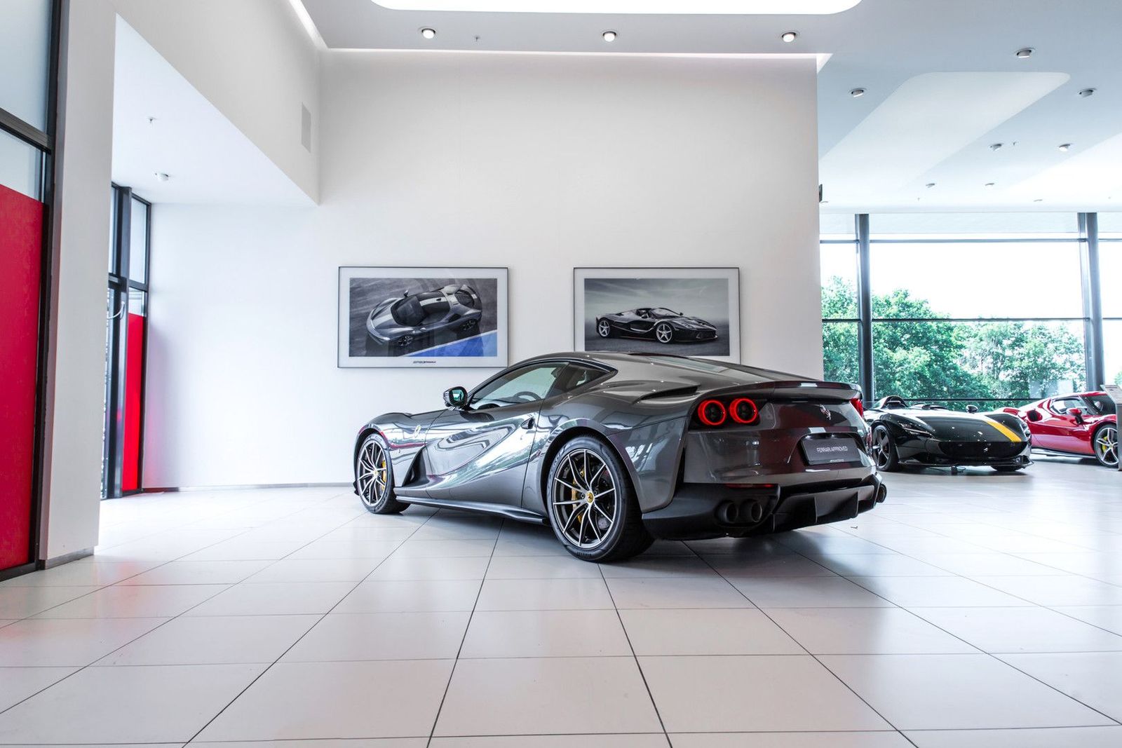 Ferrari 812 Superfast ~Ferrari Munsterhuis~ imagem 2